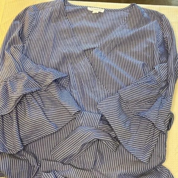 BEACH Lunch Lounge Collection Cotton Faux Wrap Shirt SzM Blue White Pin Stripe - Picture 8 of 16